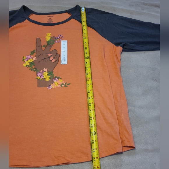 Sonoma Baseball 3/4 Sleeve Tee Peace Sign - Floral - Picture 8 of 9